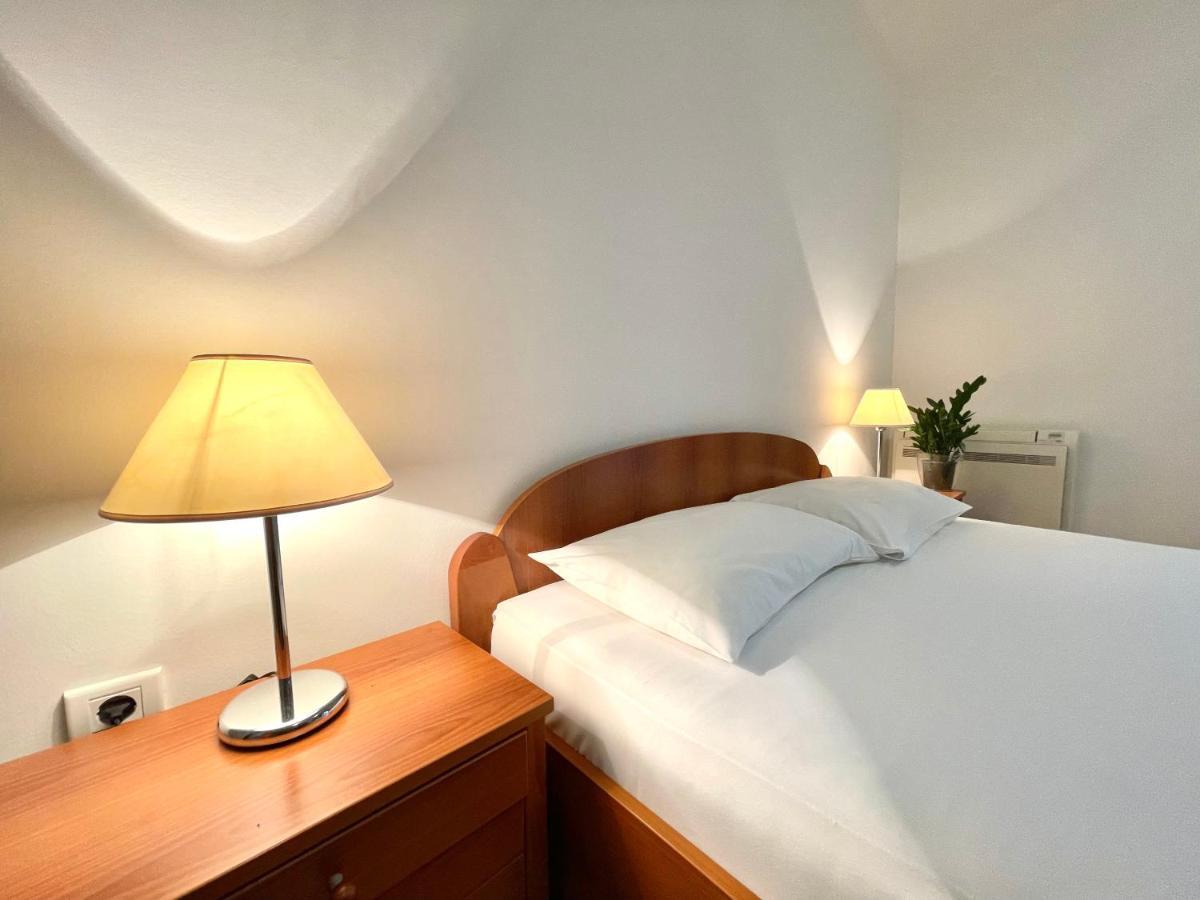 Apartments Boreta Becici Budva Bagian luar foto