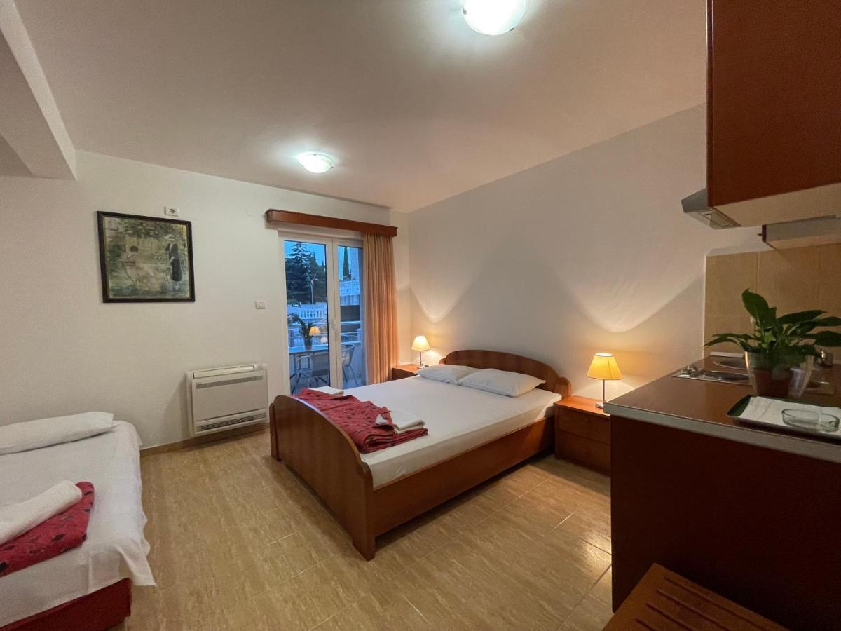 Apartments Boreta Becici Budva Bagian luar foto