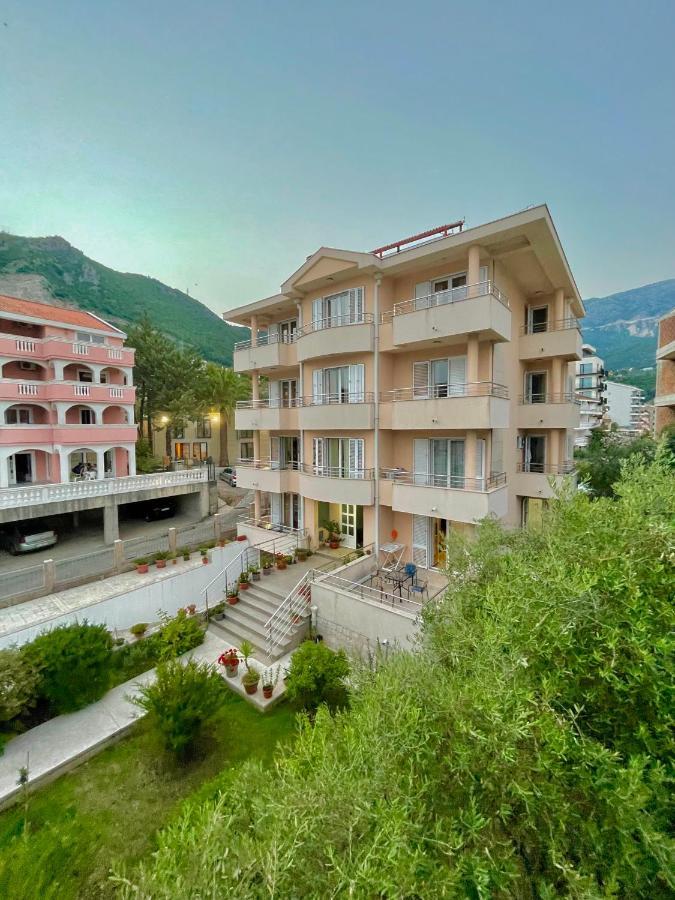 Apartments Boreta Becici Budva Bagian luar foto
