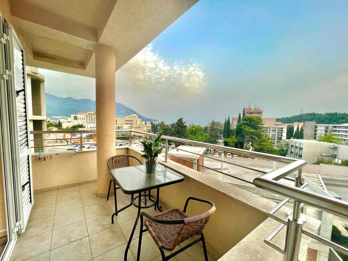 Apartments Boreta Becici Budva Bagian luar foto