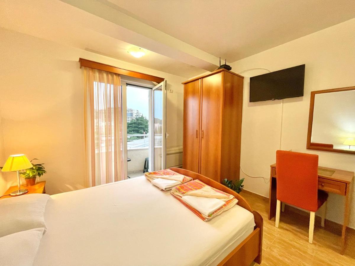 Apartments Boreta Becici Budva Bagian luar foto